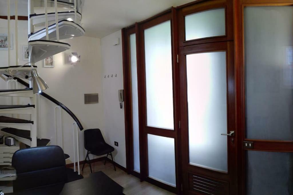 Bilocale In Centro Apartment ซาแลร์โน ภายนอก รูปภาพ