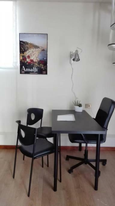 Bilocale In Centro Apartment ซาแลร์โน ภายนอก รูปภาพ