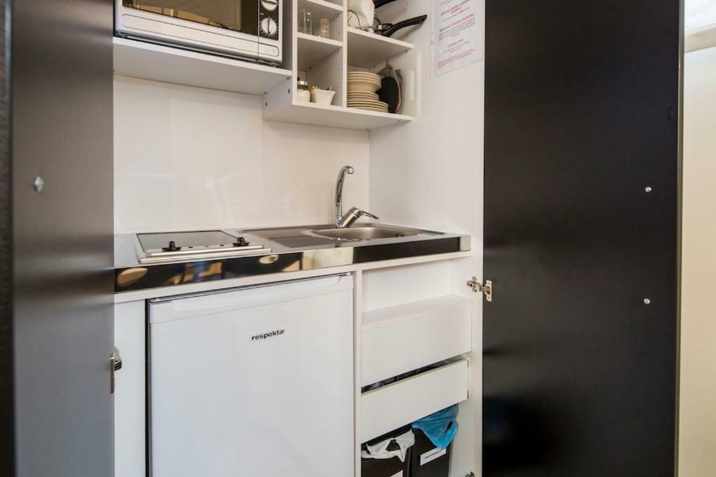 Bilocale In Centro Apartment ซาแลร์โน ภายนอก รูปภาพ